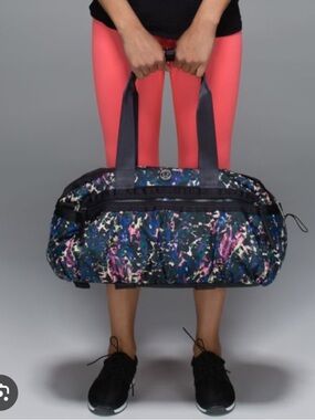 Lululemon Lululemon Gym To Win Duffel Multicolor Abstract-Print Women's Bag